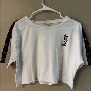 Empyre black serpent, moon red rose, White cropped Tee size large goth core